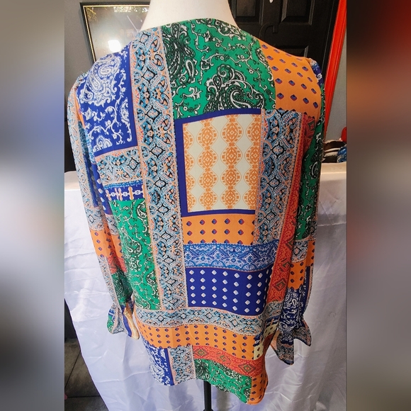 Colorful Patchwork Blouse - Picture 2 of 11